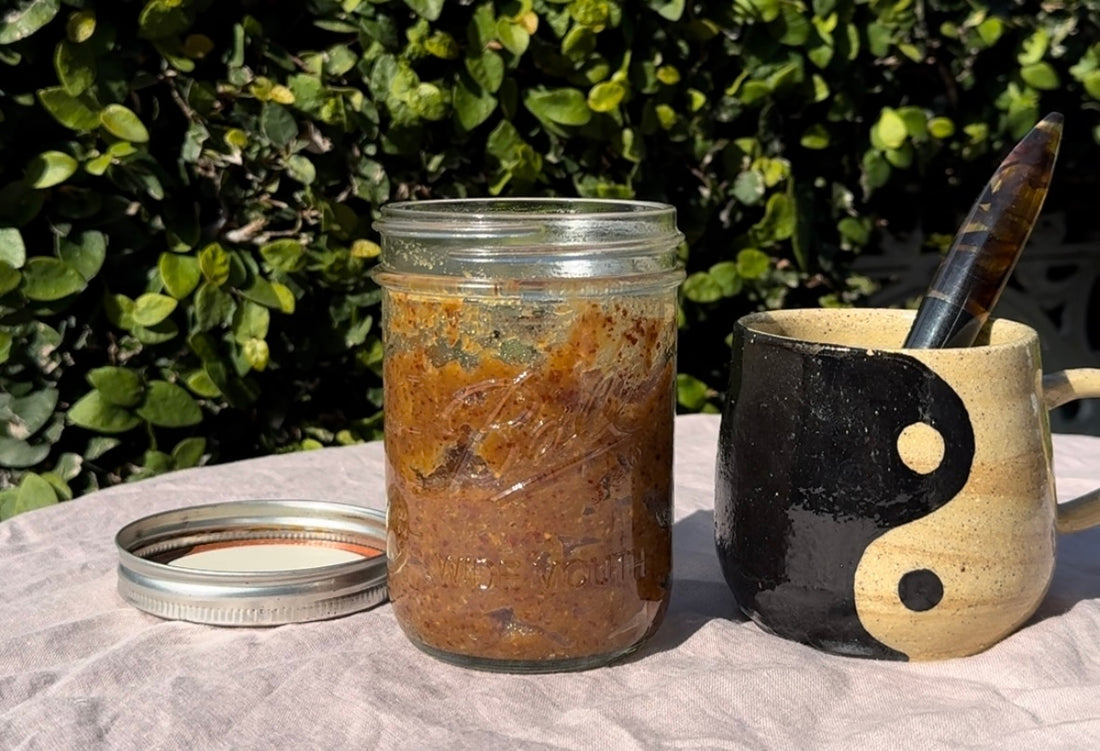 A quick womb-warming red dates paste with just 3 ingredients