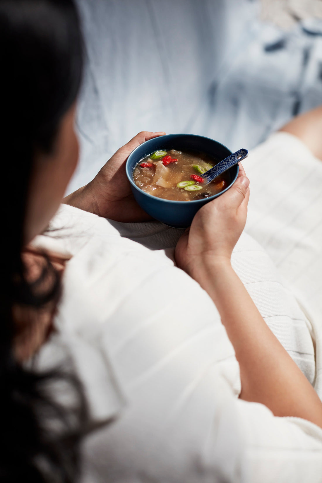The Chinese Postpartum Recovery Herbs Every New Mum Should Know