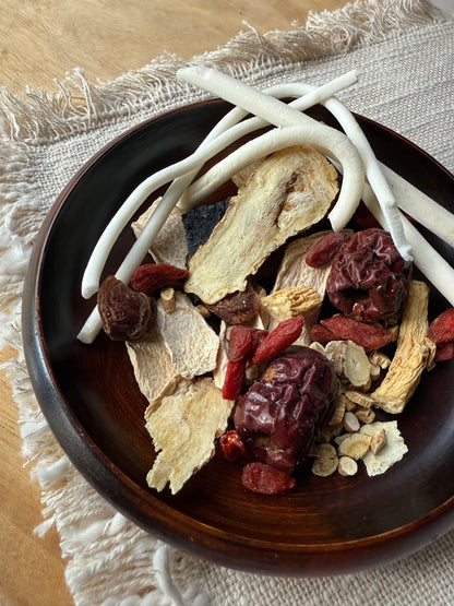 Milk and Moon Lactation Support Herbal Tea - Gentle Traditions X The Herborium